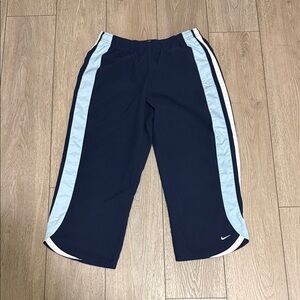 Retro Nike cropped pants